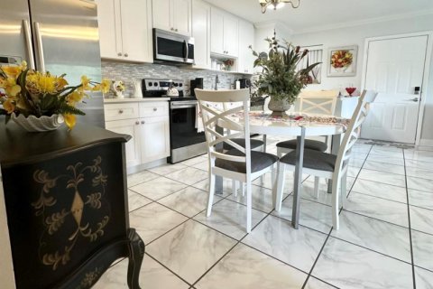 Купить кондоминиум в Дирфилд-Бич, Флорида 3 комнаты, 82.4м2, № 2260176 - фото 9