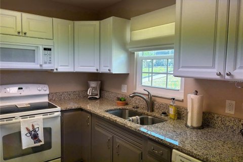 Condo in Apopka, Florida, 2 bedrooms  № 1800179 - photo 2