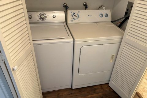 Condo in Apopka, Florida, 2 bedrooms  № 1800179 - photo 18