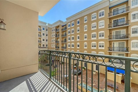 Condominio en alquiler en Sarasota, Florida, 2 dormitorios, 100.71 m2 № 2198408 - foto 15