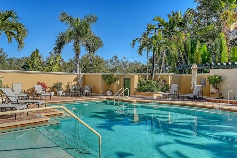 Condominio en alquiler en Sarasota, Florida, 2 dormitorios, 100.71 m2 № 2198408 - foto 22