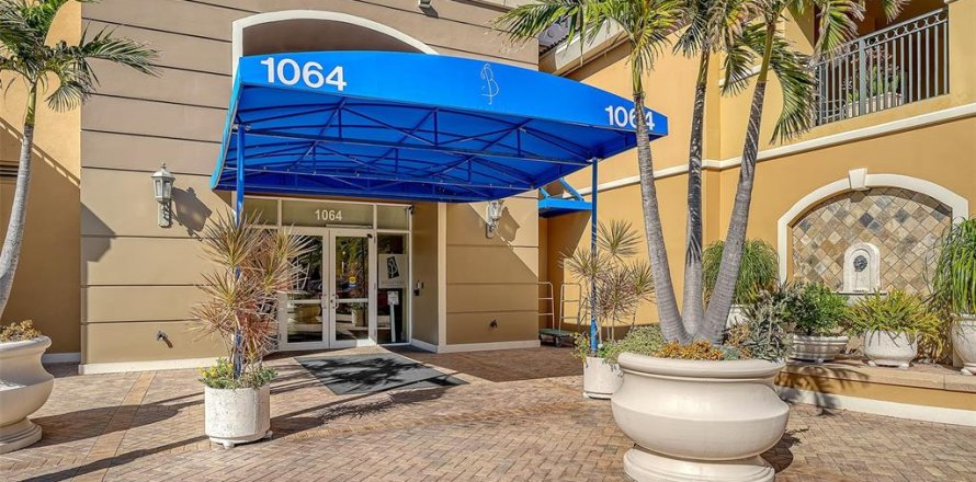 Condominio en Sarasota, Florida, 2 dormitorios  № 2198408