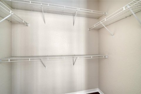 Condominio en alquiler en Sarasota, Florida, 2 dormitorios, 100.71 m2 № 2198408 - foto 16