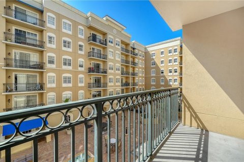 Condominio en alquiler en Sarasota, Florida, 2 dormitorios, 100.71 m2 № 2198408 - foto 14