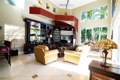 Купить виллу или дом в Бойнтон-Бич, Флорида 5 спален, 451.6м2, № 1968760 - фото 10