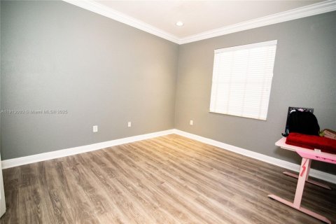 Купить виллу или дом в Бойнтон-Бич, Флорида 5 спален, 451.6м2, № 1968760 - фото 19