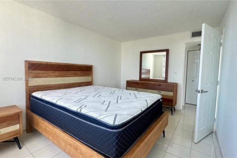 Снять в аренду кондоминиум в Авентура, Флорида 2 спальни, 99.68м2, № 2003796 - фото 13