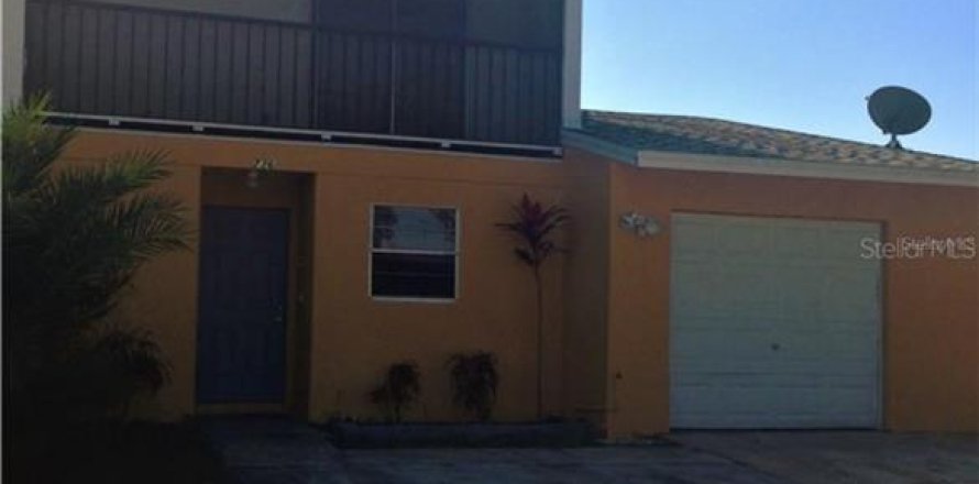 Apartamento en Kissimmee, Florida 5 habitaciones, 30.29 m2 № 1907203