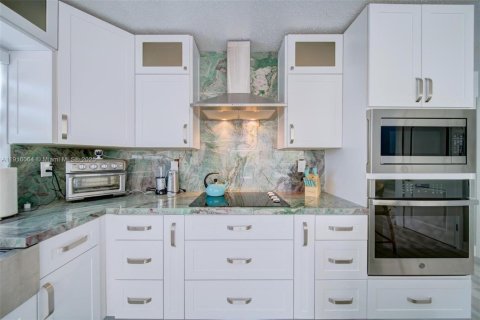 Снять в аренду виллу или дом в Ки-Ларго, Флорида 3 спальни, 205.13м2, № 1970796 - фото 13