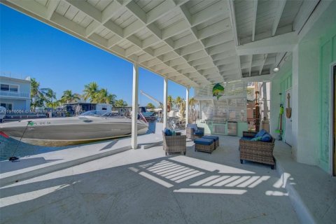 Снять в аренду виллу или дом в Ки-Ларго, Флорида 3 спальни, 205.13м2, № 1970796 - фото 4