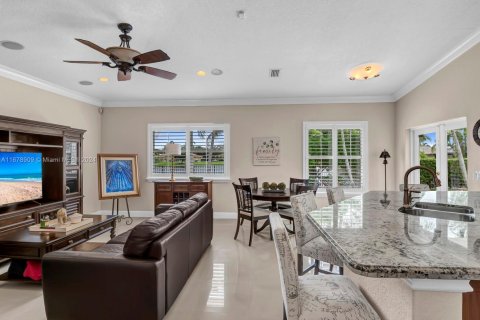 Casa en venta en Hialeah, Florida, 4 dormitorios, 196.49 m2 № 1729910 - foto 18