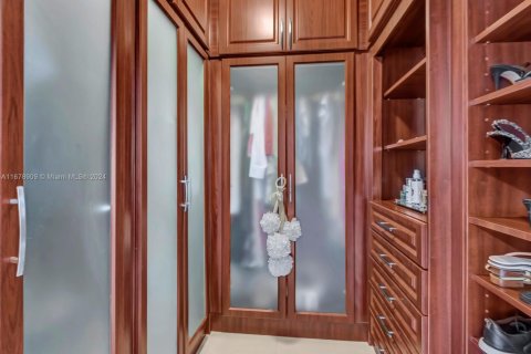 Casa en venta en Hialeah, Florida, 4 dormitorios, 196.49 m2 № 1729910 - foto 27