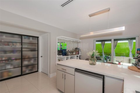 Villa ou maison à vendre à Cutler Bay, Floride: 3 chambres, 132.2 m2 № 2004679 - photo 18