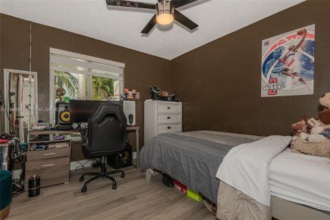 Villa ou maison à vendre à Cutler Bay, Floride: 3 chambres, 132.2 m2 № 2004679 - photo 2