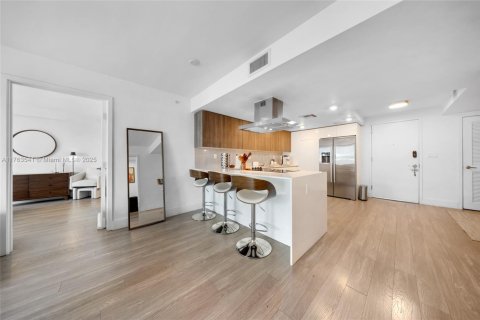 Condominio en alquiler en Bay Harbor Islands, Florida, 2 dormitorios, 118.73 m2 № 2007758 - foto 10