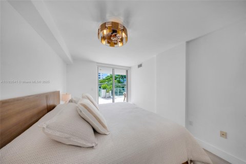 Condominio en alquiler en Bay Harbor Islands, Florida, 2 dormitorios, 118.73 m2 № 2007758 - foto 21