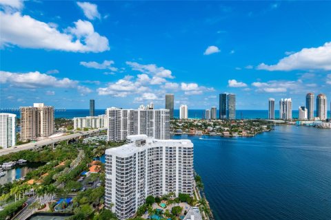 Copropriété à vendre à Aventura, Floride: 2 chambres, 126.81 m2 № 1730953 - photo 29