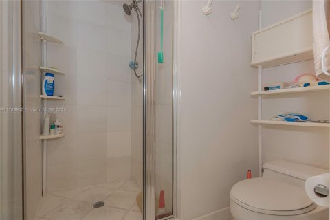 Copropriété à vendre à Aventura, Floride: 2 chambres, 126.81 m2 № 1730953 - photo 26
