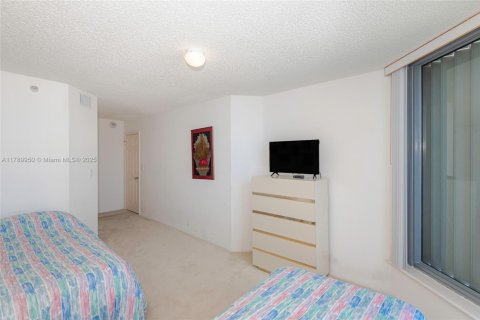 Copropriété à vendre à Aventura, Floride: 2 chambres, 126.81 m2 № 1730953 - photo 19