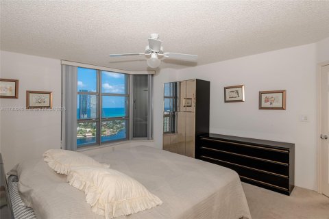 Copropriété à vendre à Aventura, Floride: 2 chambres, 126.81 m2 № 1730953 - photo 23