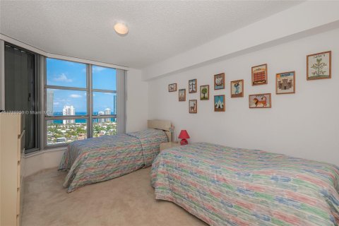Copropriété à vendre à Aventura, Floride: 2 chambres, 126.81 m2 № 1730953 - photo 17
