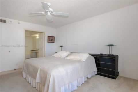 Copropriété à vendre à Aventura, Floride: 2 chambres, 126.81 m2 № 1730953 - photo 24