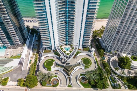 Copropriété à louer à Sunny Isles Beach, Floride: 3 chambres, 179.02 m2 № 1889100 - photo 25