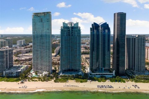 Copropriété à louer à Sunny Isles Beach, Floride: 3 chambres, 179.02 m2 № 1889100 - photo 23