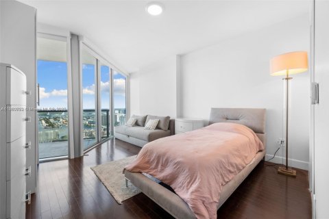 Copropriété à louer à Sunny Isles Beach, Floride: 3 chambres, 179.02 m2 № 1889100 - photo 16