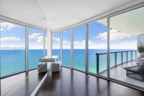 Copropriété à louer à Sunny Isles Beach, Floride: 3 chambres, 179.02 m2 № 1889100 - photo 10