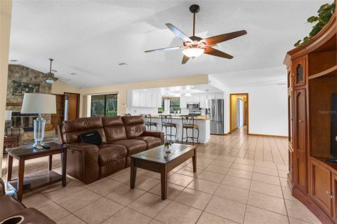 Casa en venta en Spring Hill, Florida, 6 dormitorios, 360.27 m2 № 1810803 - foto 8