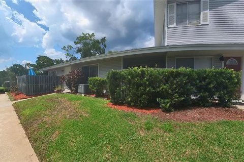 Touwnhouse à vendre à Altamonte Springs, Floride: 2 chambres, 86.58 m2 № 1855742 - photo 2