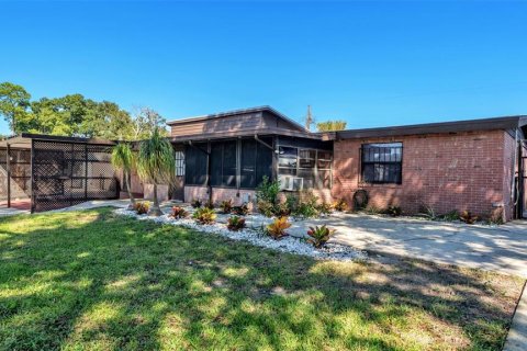 Villa ou maison à vendre à Lakeland, Floride: 4 chambres, 155.7 m2 № 2420389 - photo 2