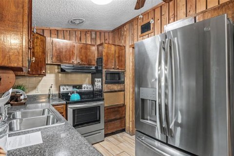 Villa ou maison à vendre à Lakeland, Floride: 4 chambres, 155.7 m2 № 2420389 - photo 14