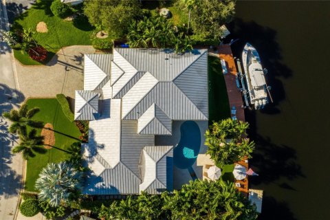 Villa ou maison à vendre à Fort Lauderdale, Floride: 5 chambres, 392.6 m2 № 945858 - photo 1