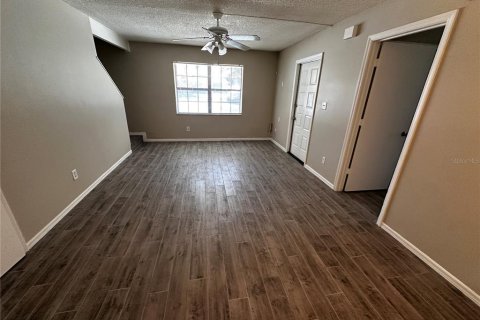 Adosado en alquiler en Altamonte Springs, Florida, 2 dormitorios, 107.67 m2 № 1903422 - foto 5