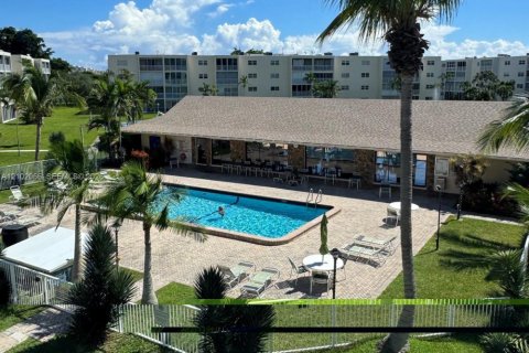 Condo à Dania Beach, Floride, 2 chambres № 2407204