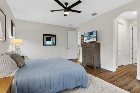 House in Orlando, Florida 3 bedrooms, 187.66 sq.m. № 1873701 - photo 13