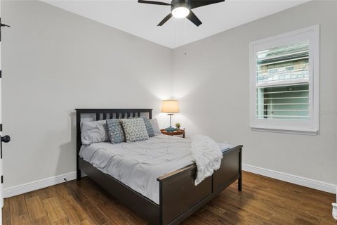 House in Orlando, Florida 3 bedrooms, 187.66 sq.m. № 1873701 - photo 8
