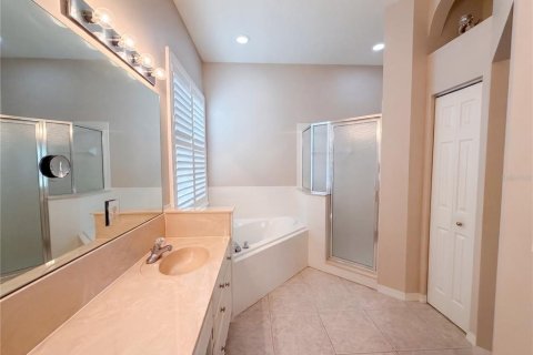 House in Summerfield, Florida 2 bedrooms, 151.43 sq.m. № 2312614 - photo 20