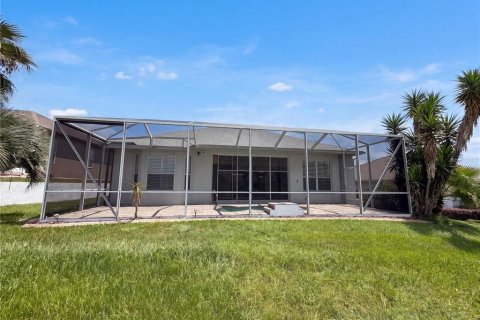 House in Summerfield, Florida 2 bedrooms, 151.43 sq.m. № 2312614 - photo 24