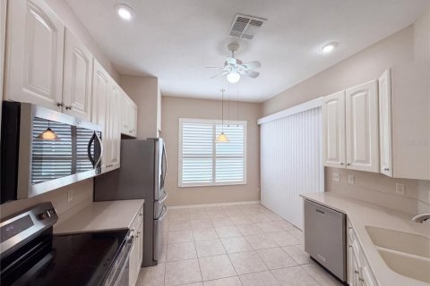 House in Summerfield, Florida 2 bedrooms, 151.43 sq.m. № 2312614 - photo 10