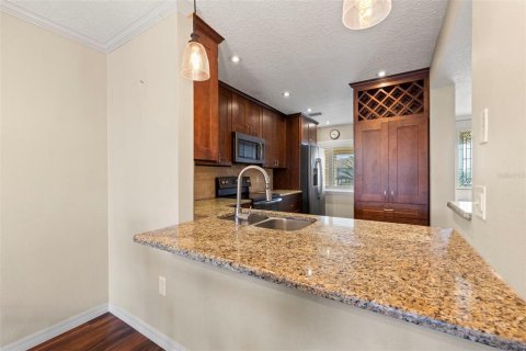 Copropriété à vendre à Port Richey, Floride: 2 chambres, 95.22 m2 № 2216637 - photo 10