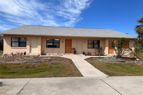 Apartamento en Rotonda, Florida 2 dormitorios, 76.64 m2 № 2284669