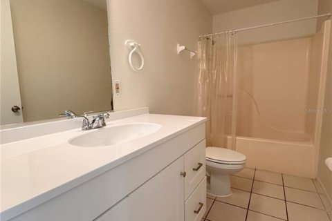 Apartamento en alquiler en Rotonda, Florida, 2 dormitorios, 76.64 m2 № 2284669 - foto 7