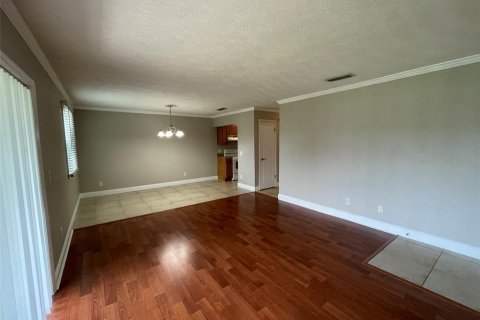 Condo in Tampa, Florida, 1 bedroom № 2206292 - photo 9