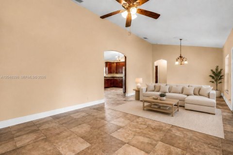 Villa ou maison à vendre à West Palm Beach, Floride: 4 chambres, 234.02 m2 № 2253899 - photo 6