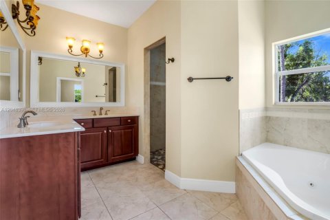 Villa ou maison à vendre à West Palm Beach, Floride: 4 chambres, 234.02 m2 № 2253899 - photo 24