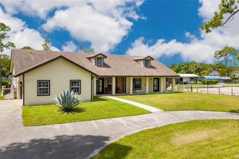 Villa ou maison à West Palm Beach, Floride 4 chambres, 234.02 m2 № 2253899