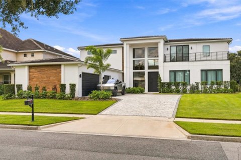 House in Winter Garden, Florida 6 bedrooms, 613.25 sq.m. № 2391290